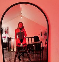 Mistress Sloane - Dominadora in Bratislava