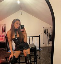 Mistress Sloane - dominatrix in Malta