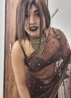 Mistress Sonam - Transsexual escort in New Delhi Photo 27 of 28