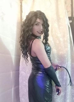 Mistress Sonam - Transsexual escort in Ghaziabad Photo 15 of 29
