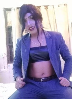 Mistress Sonam - Transsexual escort in Ghaziabad Photo 18 of 29