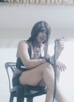 Mistress Sonam - Transsexual escort in Ghaziabad Photo 8 of 12