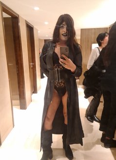 Mistress Sonam - Transsexual escort in New Delhi Photo 28 of 30