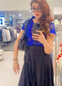 Mistress Soniya - Transsexual escort in New Delhi Photo 2 of 14