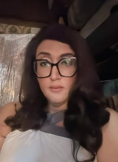 Mistress Soniya - Transsexual escort in New Delhi Photo 10 of 14