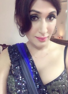 Mistress Soniya - Transsexual escort in New Delhi Photo 14 of 14