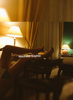 Mistress Sophie - dominatrix in Dubai Photo 10 of 12