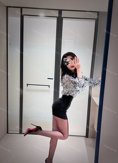 Mistress Su - dominatrix in Hong Kong Photo 2 of 6