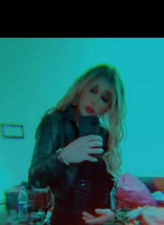 Mistress Tati - Transsexual escort in Beirut Photo 4 of 18