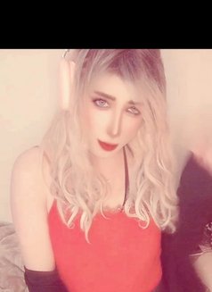 Mistress Tati - Transsexual escort in Beirut Photo 7 of 18