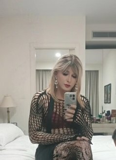 Mistress Tati - Transsexual escort in Beirut Photo 9 of 25