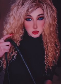 Mistress Tati - Transsexual escort in Beirut Photo 20 of 25