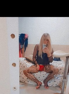 Mistress Tati - Transsexual escort in Beirut Photo 25 of 25