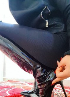 Mistress Tina - escort in Beirut Photo 10 of 15