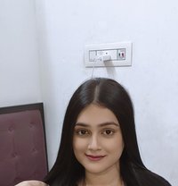 Mistress Tinni - Transsexual escort in Mumbai