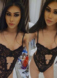 Big Dick Top Both 100% - Transsexual escort in Riyadh Photo 13 of 13