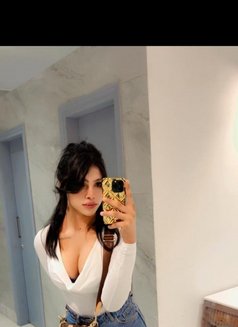 Mistress Urfi real and online service - escort in New Delhi Photo 15 of 17