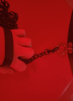Mistress Valkyrie - dominatrix in Pretoria Photo 2 of 5