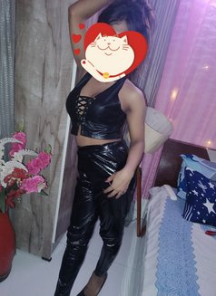Mistress Vanessa 7 inch dick Cam N Meet - Acompañantes transexual in New Delhi Photo 3 of 7