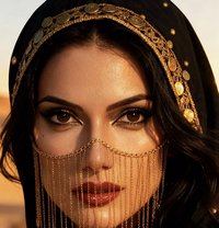 MISTRESS VIXEN NOIR - BDSM - dominatrix in Berlin