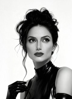 MISTRESS VIXEN NOIR - BDSM - Dominadora in Berlin Photo 22 of 29