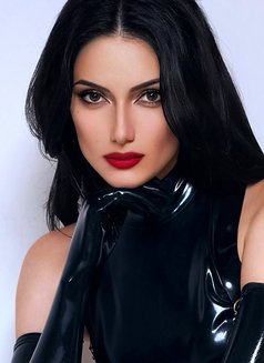 MISTRESS VIXEN NOIR - BDSM - dominatrix in Berlin Photo 21 of 21