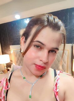 Mistress W. Big D - Acompañantes transexual in Pune Photo 1 of 4