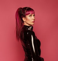 Mistress Yuna - dominatrix in Sydney