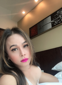 Mistress Yvancaxxx - Transsexual escort in Manila Photo 3 of 15