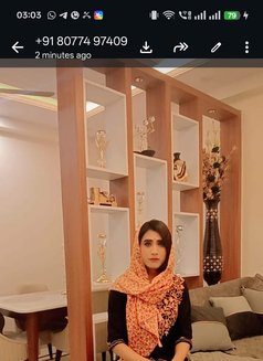 Mistress Zareen - Transsexual escort in New Delhi Photo 4 of 7