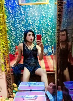 Mistress Zareen - Transsexual escort in New Delhi Photo 5 of 7