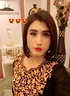 Mistress Zareenjaan - Transsexual escort in New Delhi Photo 2 of 5