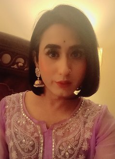 Mistress Zareenjaan - Transsexual escort in New Delhi Photo 3 of 5