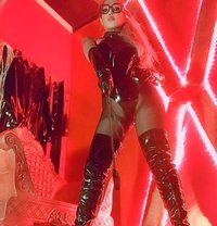 Mistress Zeth-The sissy Academy Bkk - dominatrix in Bangkok Photo 20 of 27