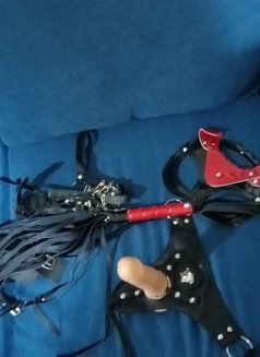 Mistress Zoe - dominatrix in Dubai Photo 5 of 5