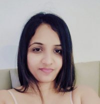 Misty 26 years - escort in Mumbai