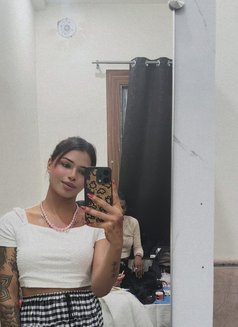 Misty - Transsexual escort in Noida Photo 6 of 7