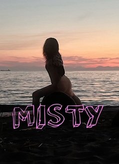 Misty - Transsexual escort in Vancouver Photo 4 of 18