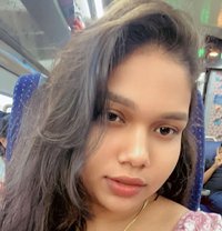 Independent girl Misty Cam & Real meet - puta in Gurgaon Photo 2 of 2