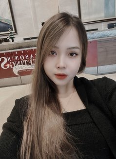 Misu - escort in Hanoi Photo 4 of 7