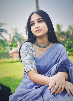 Mita Roy - escort in Kolkata Photo 5 of 6