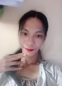 Mitch - Transsexual escort in Manila Photo 5 of 5