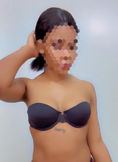 Mitchbea - puta in Hofuf Photo 6 of 7