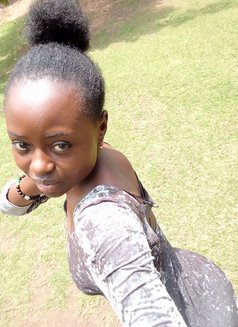 Mitchelle - escort in Nairobi Photo 2 of 3