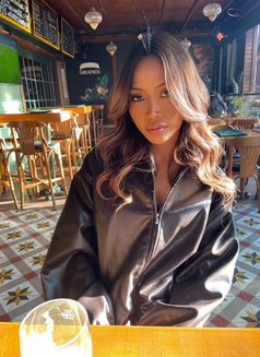 miu - Transsexual escort in Bangkok Photo 10 of 10