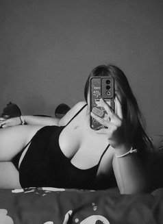 Miuli - escort in Mumbai Photo 4 of 4