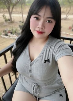 Miuli - puta in New Delhi Photo 4 of 4