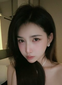 Miumiu19xxxx - Dominadora transexual in Ho Chi Minh City Photo 4 of 5