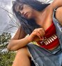 Mix MCQUEEN Best girlfriend experience - Acompañantes transexual in Manila Photo 19 of 21