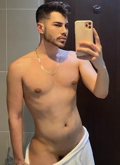 Mix Turkish Boy - Male escort in İstanbul Photo 1 of 5